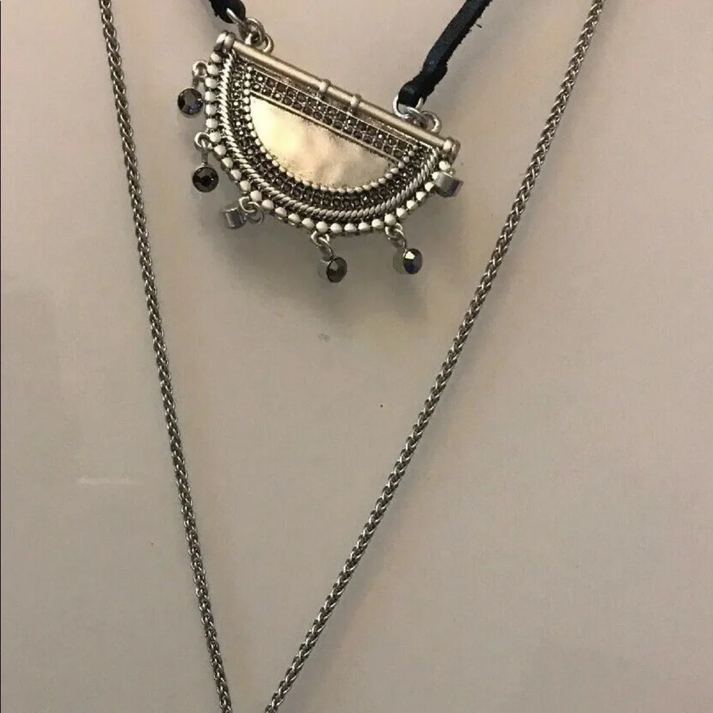 LUCKY BRAND LAYERED TASSLE NECKLACE - SIVER TONED - LEATHER